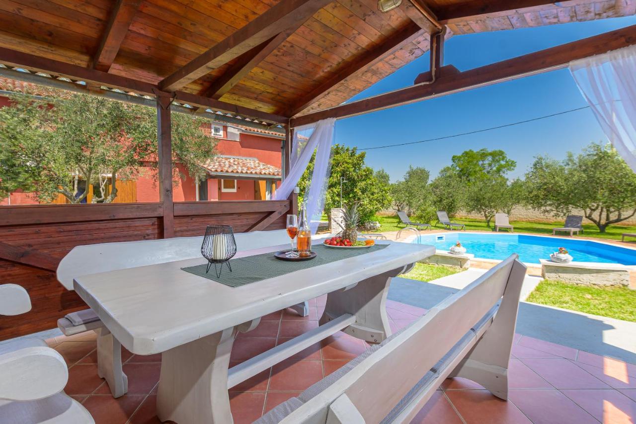 Villa Carla Mutvoran Esterno foto