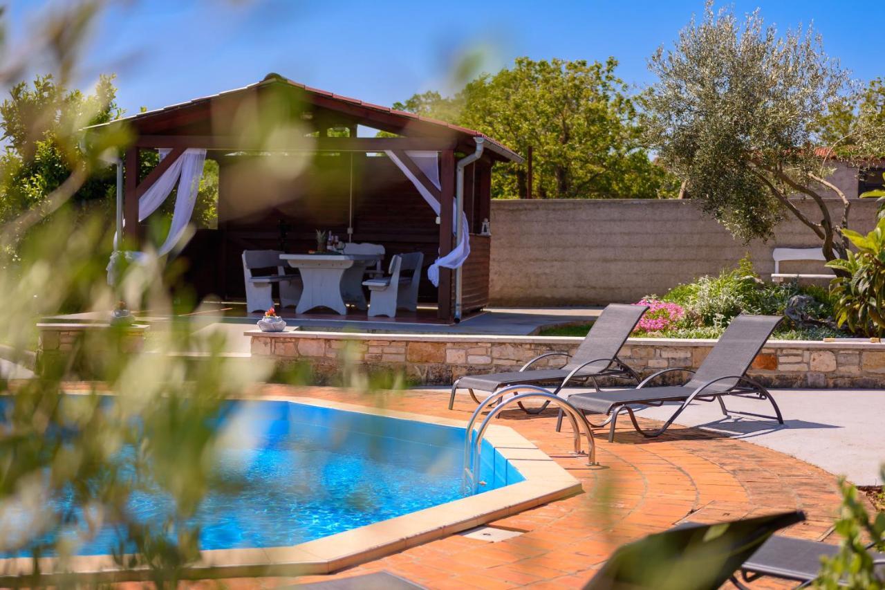 Villa Carla Mutvoran Esterno foto