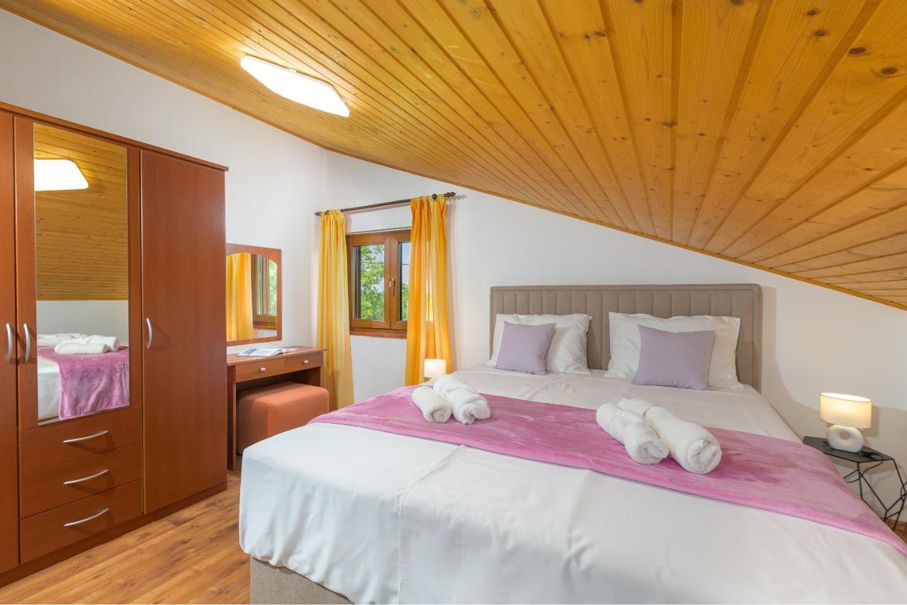 Villa Carla Mutvoran Esterno foto