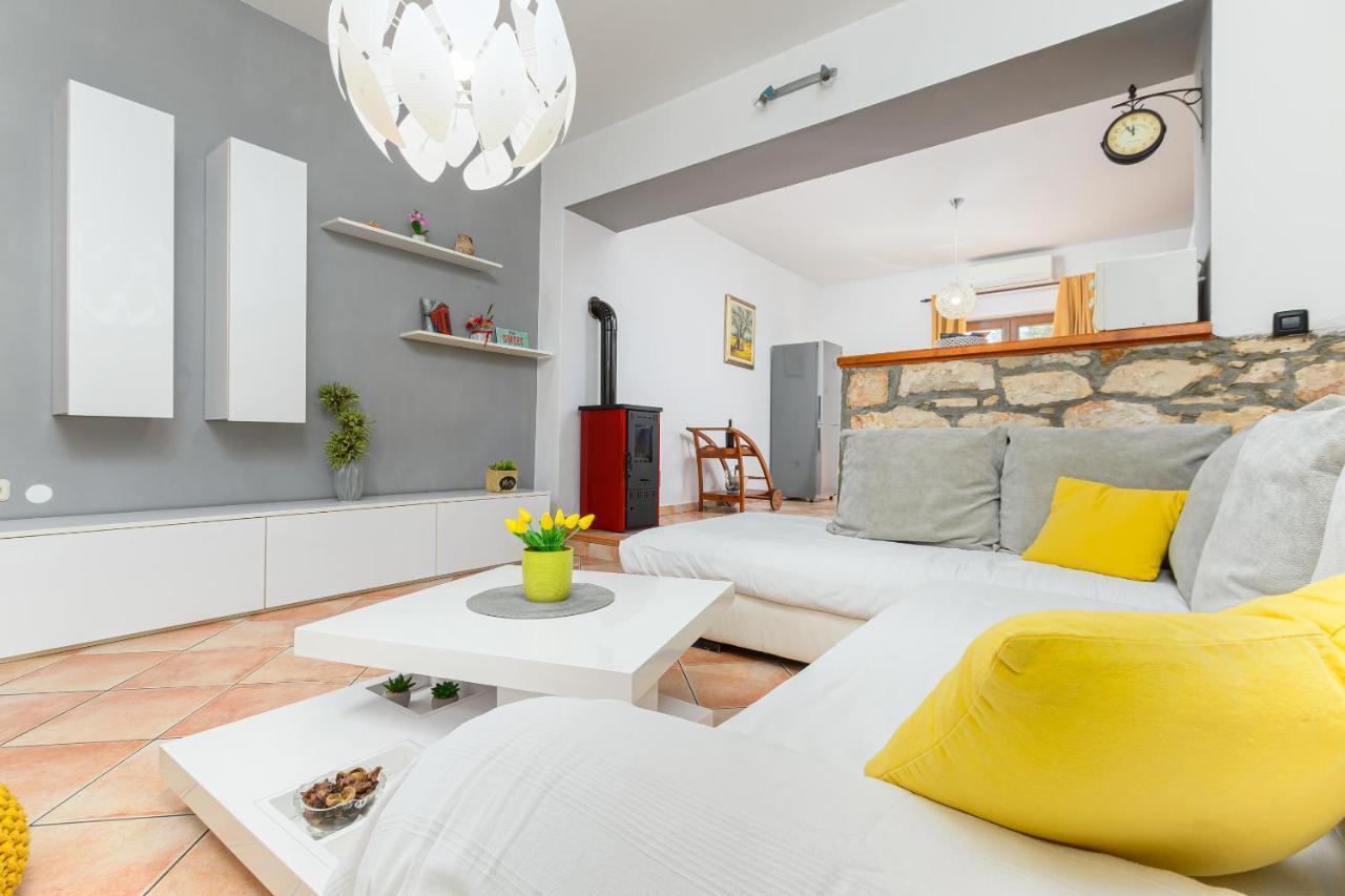 Villa Carla Mutvoran Esterno foto